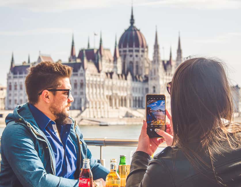 Budapest: Happy Hour Sightseeing Cruise - Buda Castle from the river