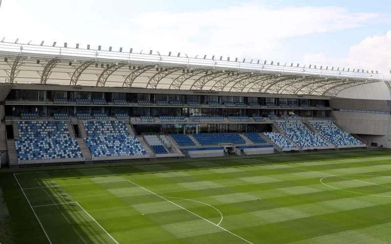 Budapest: Hidegkuti Stadium Guided Tour - How the $10 price works for different visitors