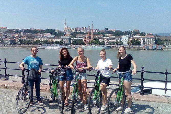 Budapest Highlights Bike Tour - St. Stephen’s Basilica closes the loop