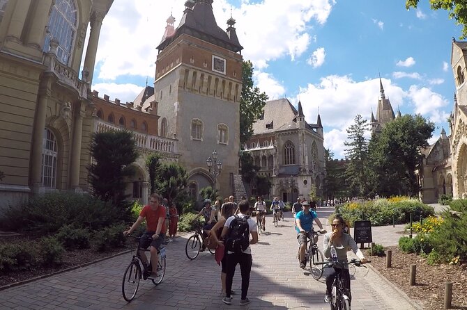 Budapest Highlights Bike Tour with a local guide - Danube crossings and Buda Castle views
