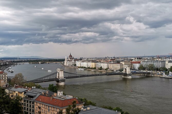 Budapest Highlights Private E-bike Tour - Parliament, the Danube, and Margaret Island