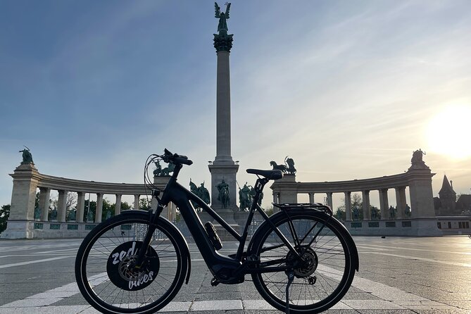 Budapest Highlights Private E-bike Tour - Andrassy Avenue and the Hungarian State Opera House