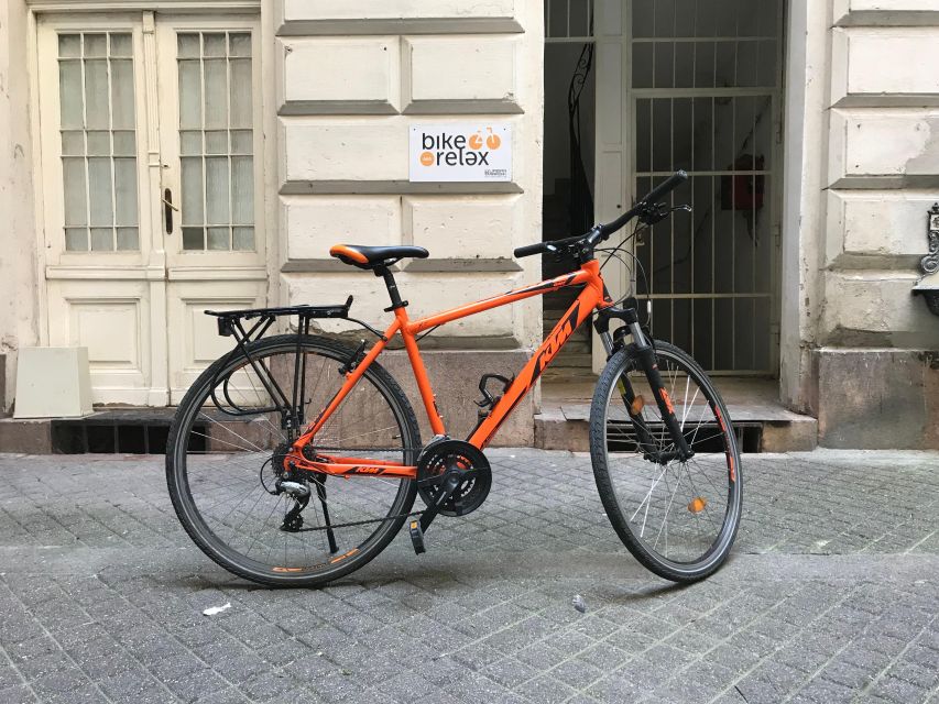 Budapest: Historic Downtown Bicycle Ride with Scenic Views - What the $45 price gets you