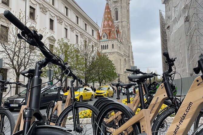 Budapest: Historic Downtown ride on E-Bicycles Buda & Pest - Starting in the Jewish Quarter at Gozsdu Udvar