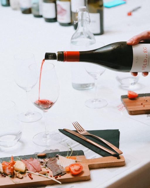 Budapest: Hungarian Gastro Cellar and Assisted Tastings - How the assisted tasting works