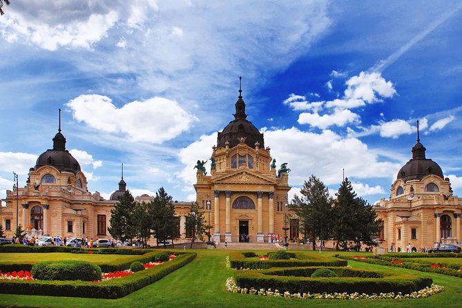 Budapest in a Day Private Luxury Sightseeing Tour - The Jewish Quarter in District VII