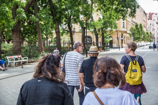 Budapest Jewish Cuisine & Culture Walk - Street art, shops, and the quarter today