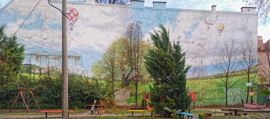 Budapest: Jewish District Private Walking Tour - Szimpla Kert and Budapest’s ruin-bar culture