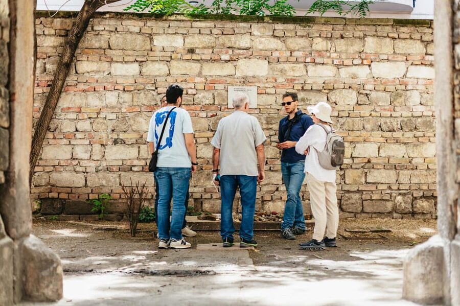 Budapest: Jewish History Guided Walking Tour with Historian - Rumbach Street and Kazinczy Street