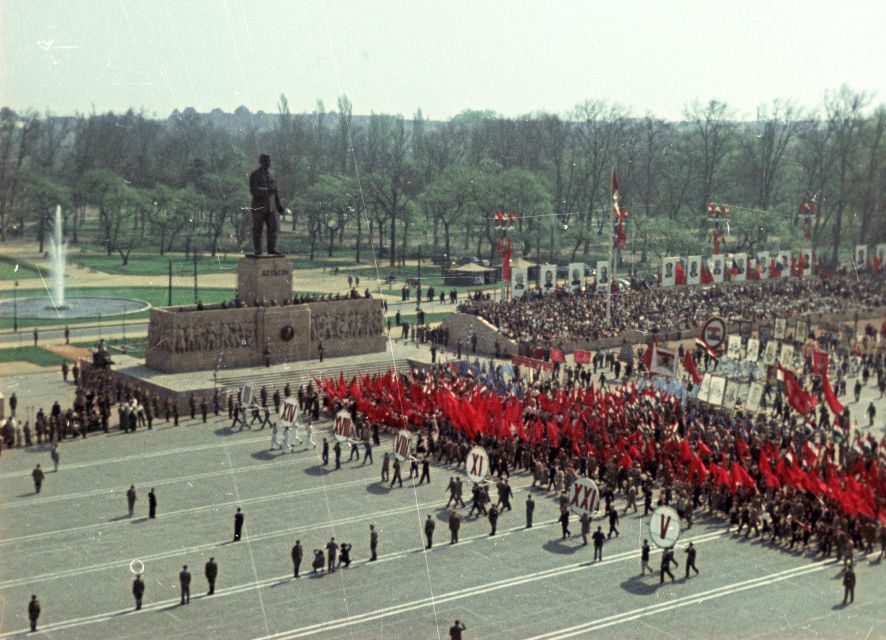 Budapest: Memento Park and Icons of Communism Guided Tour - Key Points Before You Book