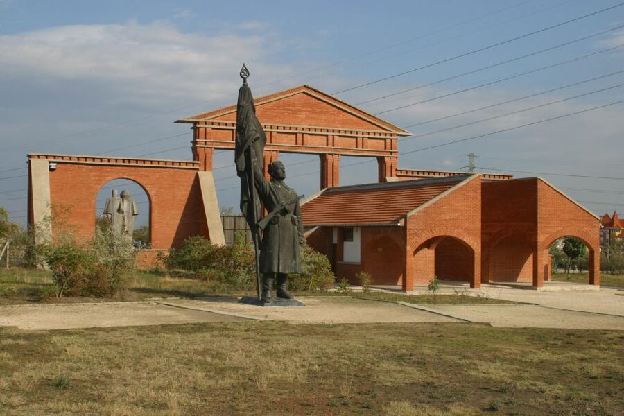 Budapest: Memento Park Ticket - The Trabant car and the park’s lighter side