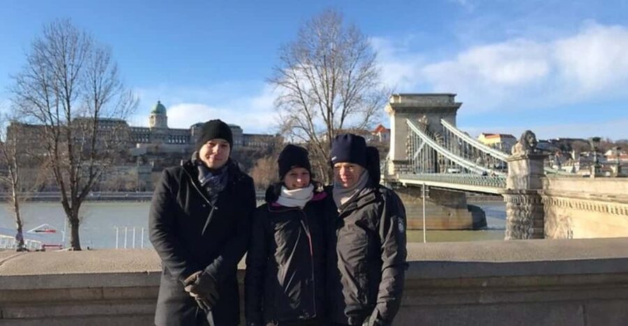 Budapest : Must-see attractions walking tour - Finishing near Parliament and the story of modern Hungary