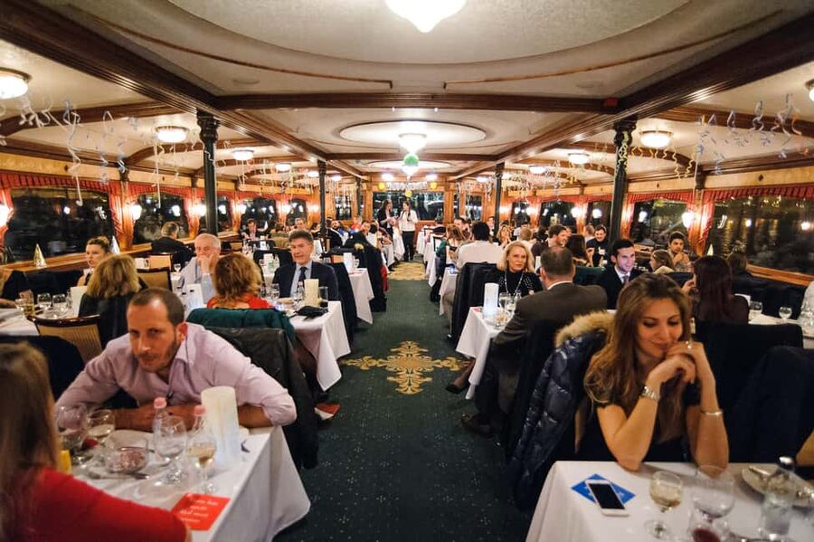 Budapest: New Year's Eve Party Cruise with Food & Live Show - Should you book the Gróf Széchenyi cruise?
