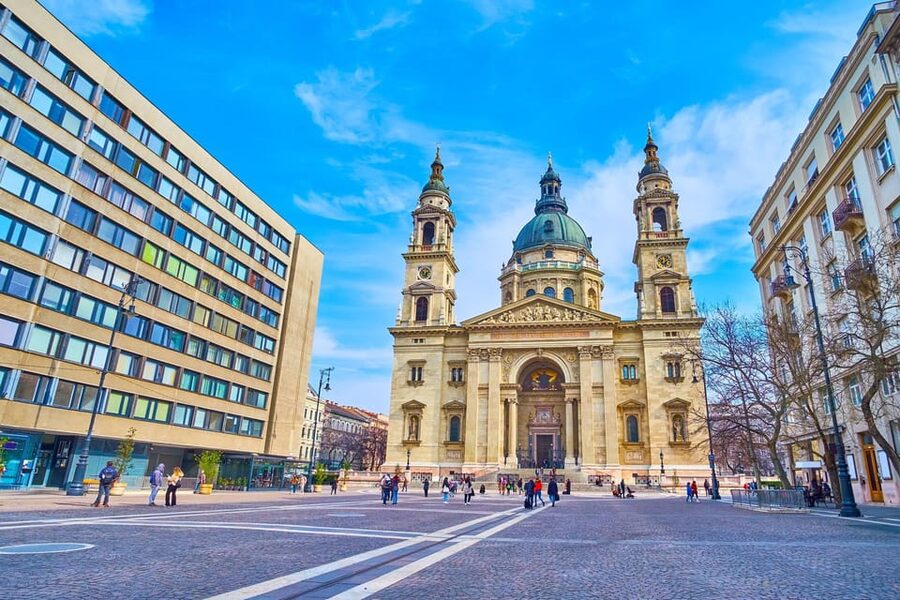 Budapest Old Town and Top Attractions Private Walking Tour - Key points at a glance
