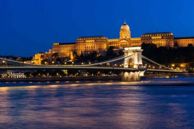 Budapest Parliament Audio Guide Tour with Danube Cruise