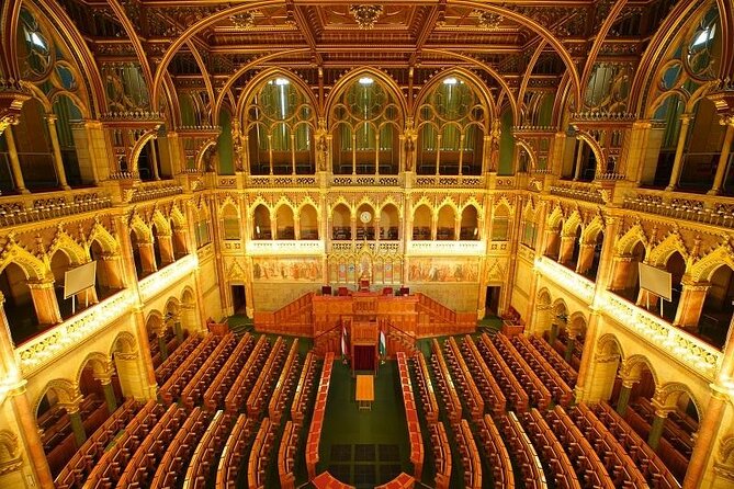 Budapest Parliament Audio Guide Tour with Danube Cruise - A long break before the Danube cruise