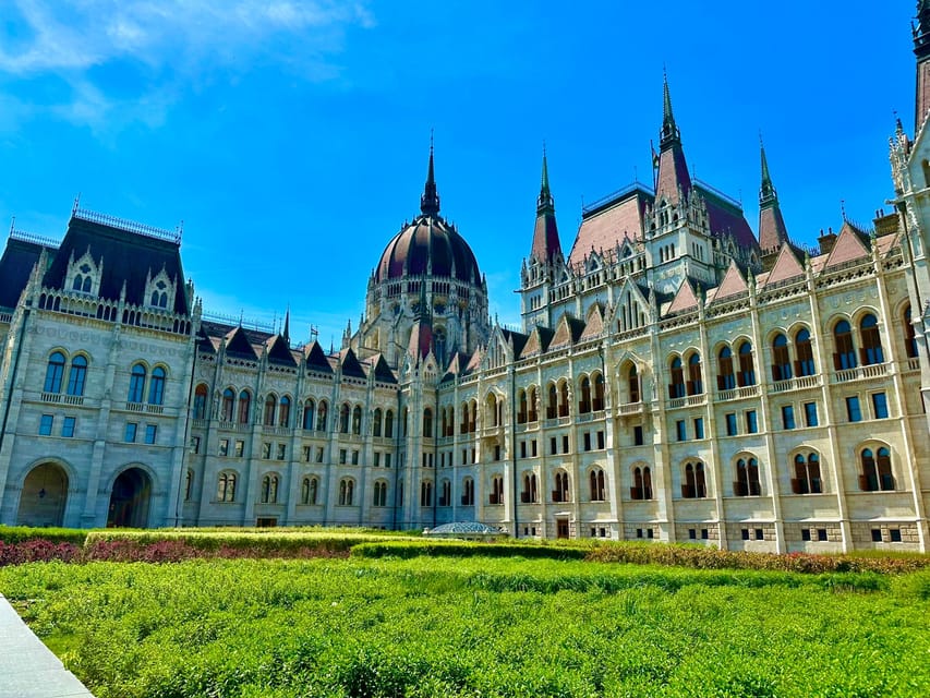 Budapest: Parliament Building Entry Ticket and Audio Guide - Why Parliament is worth seeing inside