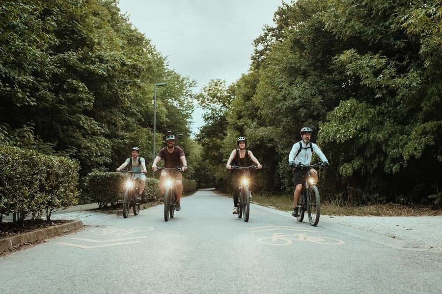 Budapest Peaks: Off-Road eBike Tour - Who should book this ride?