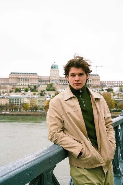 Budapest: Photo Session with Professional Local Photographer - What the $67 price really covers
