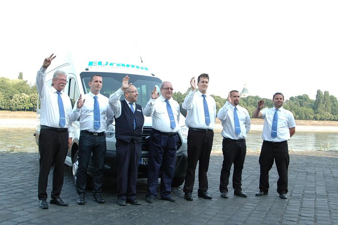Budapest Private Airport Transfer to City or to BUD Airport Door 2 Door - What the service does well