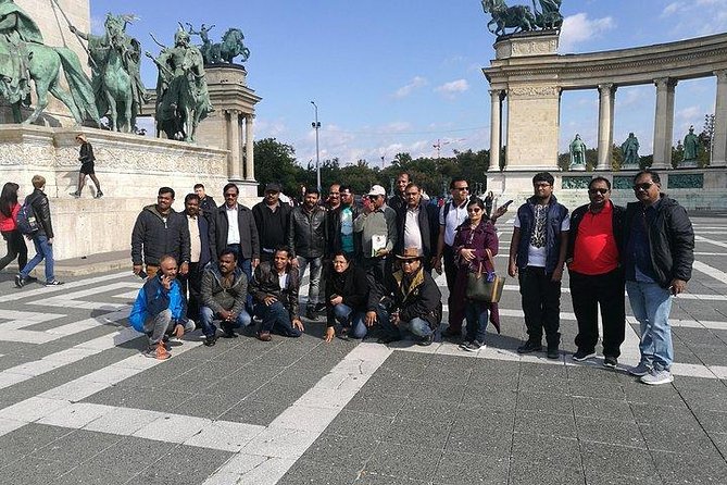 Budapest Private City Tour by car in 3 hours - Heroes’ Square and the City Park