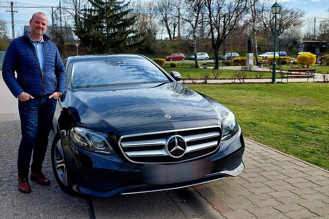Budapest Private City Tour by car in 4 hours - Starting along the Danube and Chain Bridge