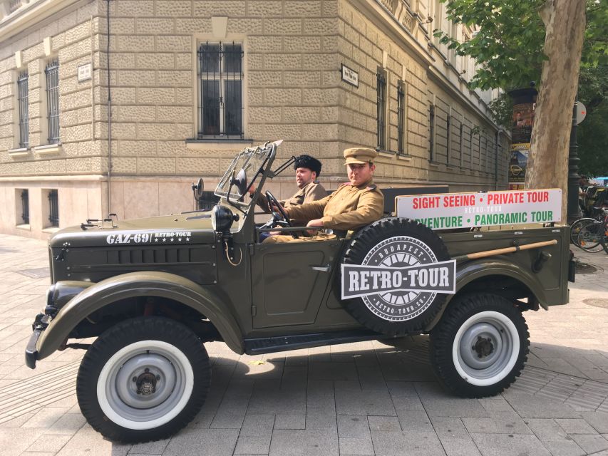 Budapest: Private City Tour with a Vintage Russian Jeep - Drinks, blankets, and the weather question