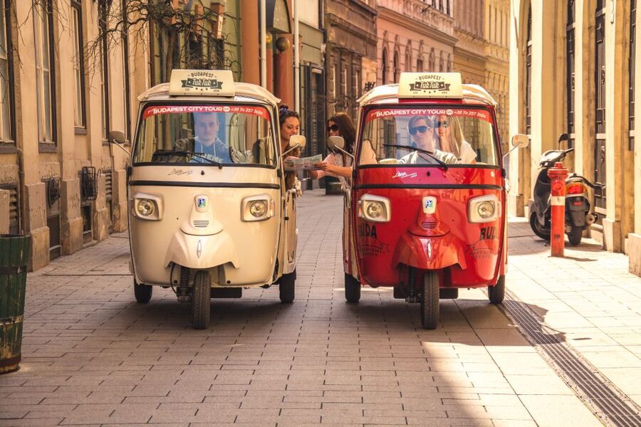 Budapest: Private City Tuk-Tuk Tour & Boat Cruise - Why a tuk-tuk works well in Budapest