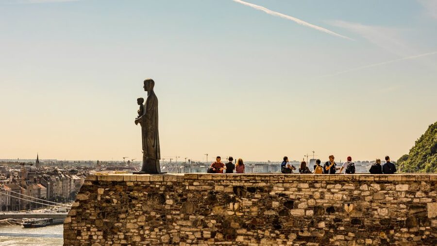 Budapest: Private Custom Tour with a Local – Icons & Gems - Using the tour to find less familiar Budapest