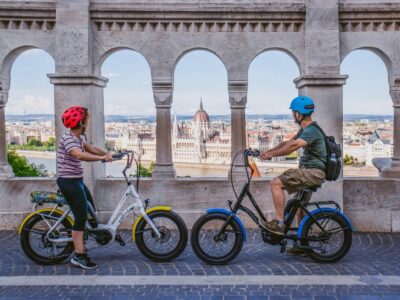 Private Customizable Tour in French