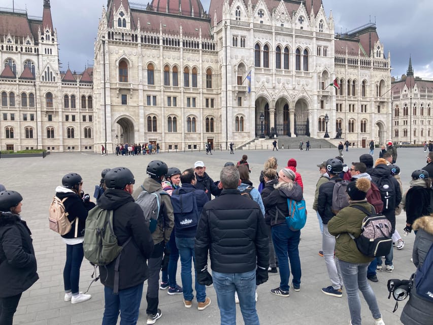Budapest: Private Customizable Tour in French - From formal Budapest to the Jewish Quarter