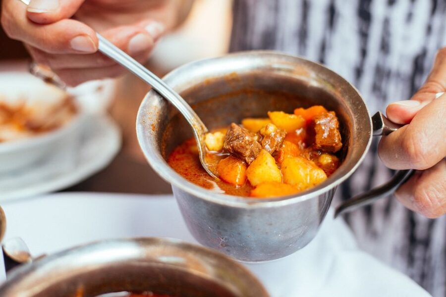 Budapest: Private Food Tour – 10 Tastings with Locals - Drinks, Sweets, and the Ten-Tasting Promise
