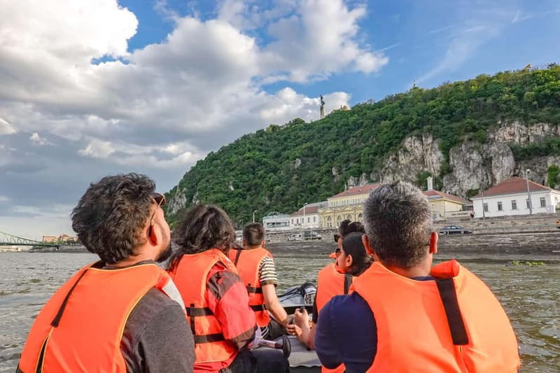 Budapest Rafting - Sunset Cruise - A quieter finish near Dürer Kert
