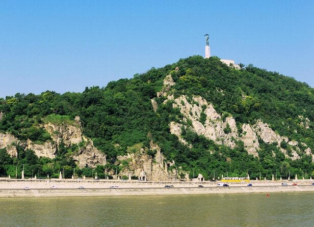 Budapest Romantic Private Tuk Tuk Tour - Why this two-hour ride works so well