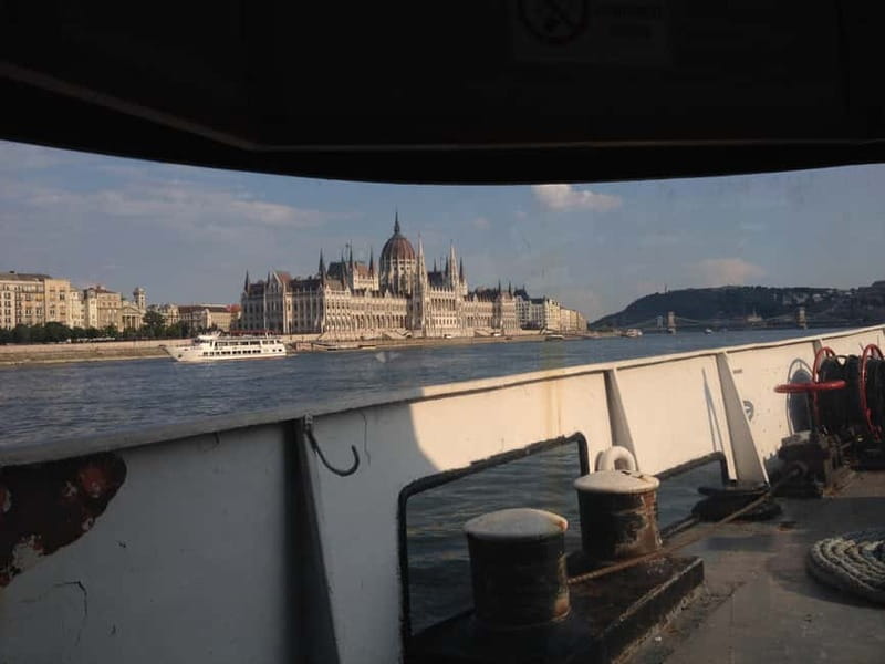 Budapest: Self-Guided Bike Tour to scenic Szentendre - From old Buda to Roman Beach