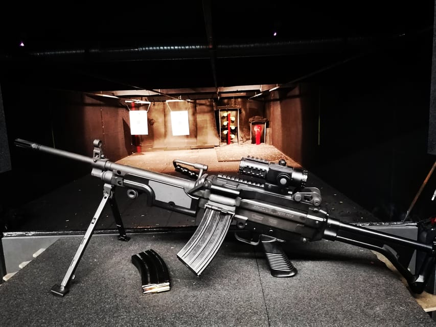 Budapest: Shooting Experience for Couples, The Perfect Date - A Budapest date with a sharper edge