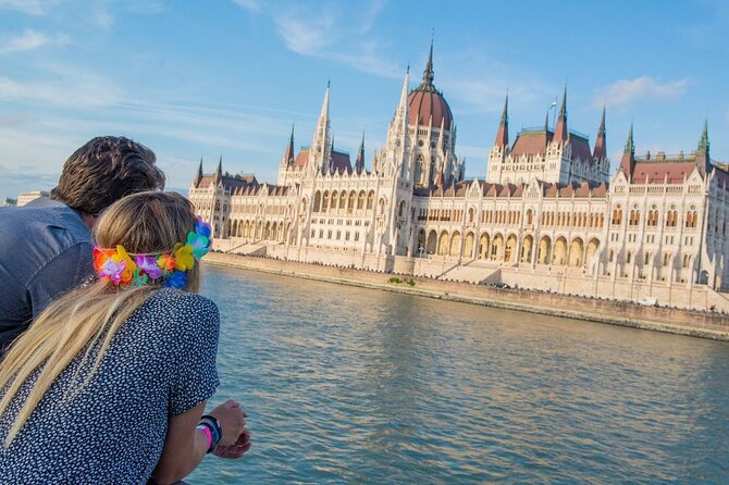 Budapest Sip and Sail Danube Cruise with Unlimited Prosecco - Timing and the dock require care