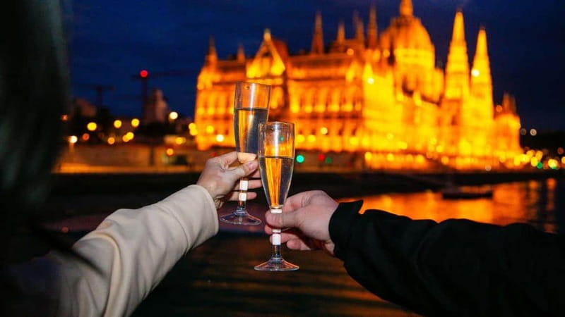 Budapest: Sip and Sail River Cruise with Unlimited Prosecco - Practical ways to make the cruise better