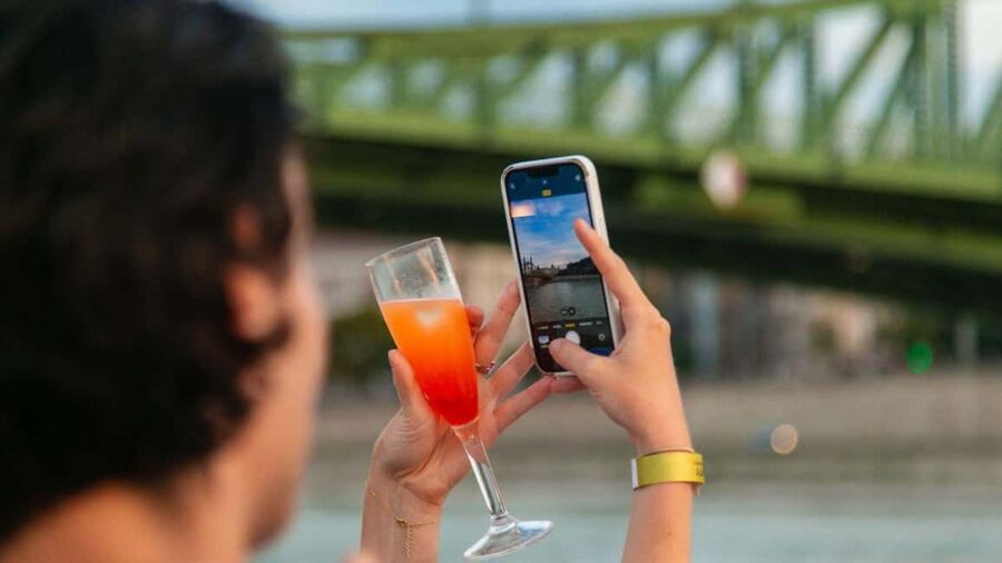 Budapest: Sip & Sail Danube Cruise with Prosecco Cocktails - Is $26 good value?