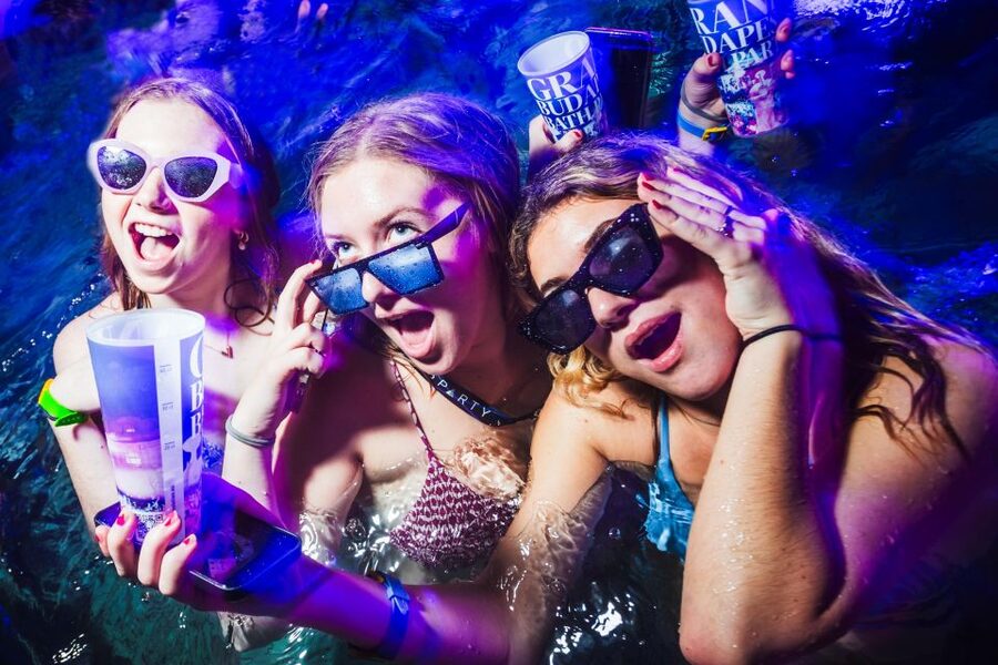 Budapest: Sparty - The Ultimate Late-Night Spa Party Ticket - Safety, comfort, and who should skip it