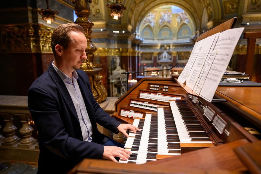 Budapest: St.Stephen's Basilica Grand Organ Concert Tickets - Who will get the most from this concert