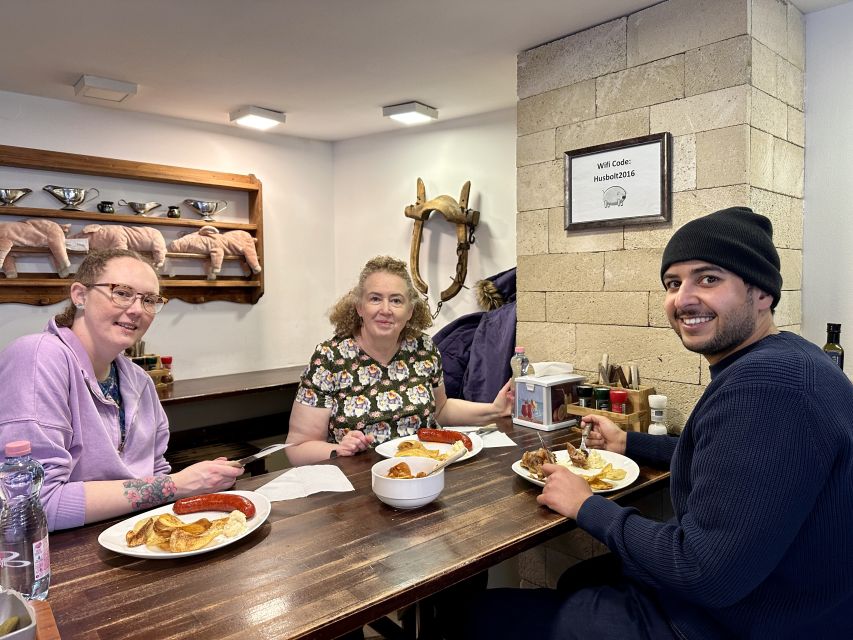 Budapest Street Food Tour with Snacks, Dessert & Beer - Food, history, and Budapest’s changing communities