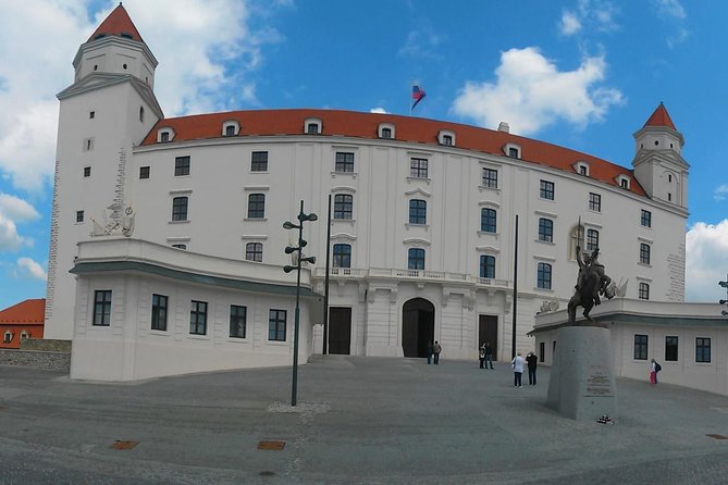 Budapest to Bratislava Costumizable Private Day tour with lunch - How much Bratislava can you really see in one day?