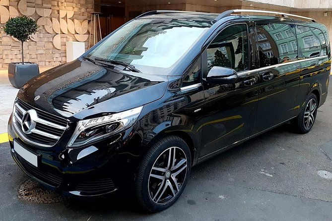 Budapest to Vienna Private Transfer in a Luxury Car - A direct ride instead of a complicated travel day