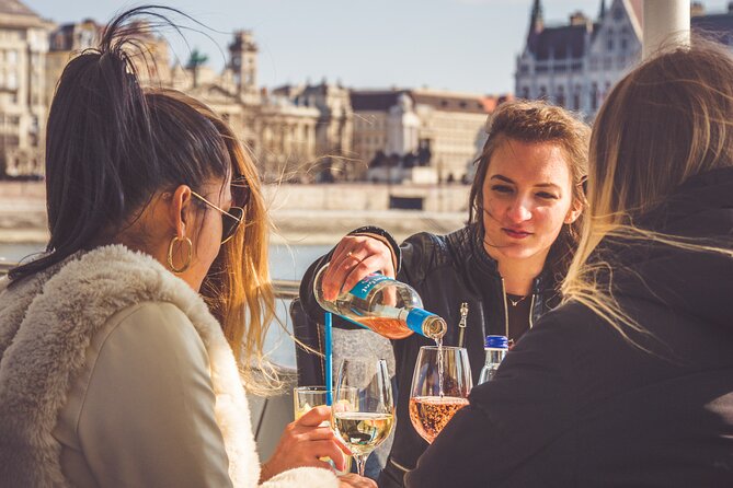 Budapest Unlimited Prosecco and Wine Cruise Day or Sunset Option - Finding the right place on the boat