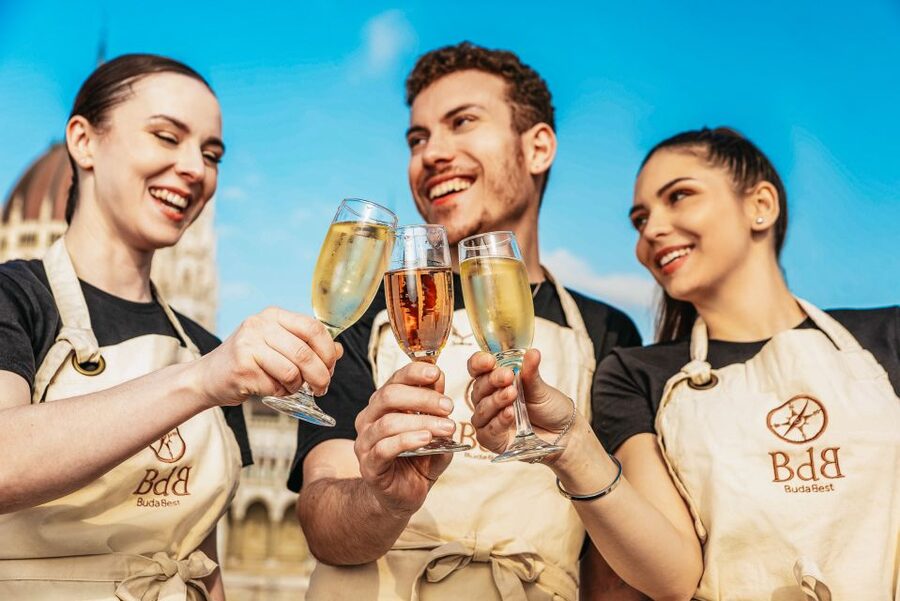 Budapest: Unlimited Prosecco, Beer and Aperol Spritz Cruise - The boat, seating, and photo conditions