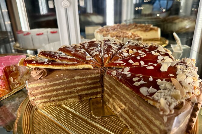 Budapest Urban Treats - Cake and Coffee House Tour - Weather, access, and practical planning