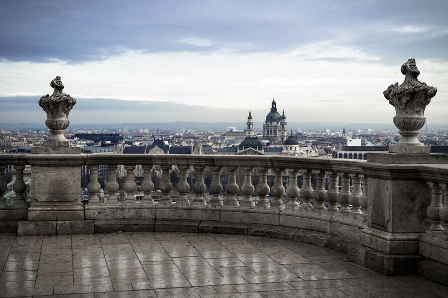 Budapest: Walking Tour in German - Who should book this German walking tour