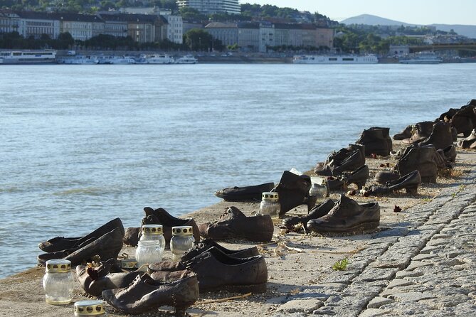 Budapest walking tour: Parliament and Shoes Memorial - Key points to know before booking