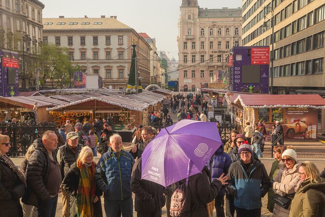 Budapest walking tour: Parliament and Shoes Memorial - Starting beside St. Stephen’s Basilica